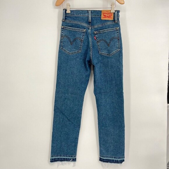 Levis Womens Wedgie Straight Jeans Size 26 Blue Denim - Picture 4 of 7